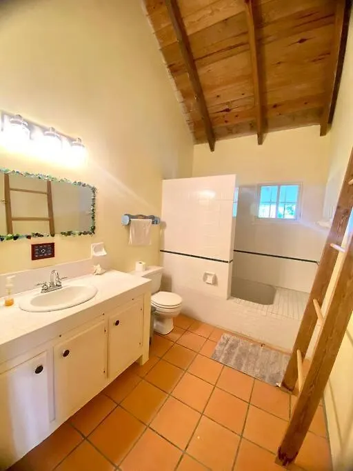 •:•Wow•:• Big Pool & Cool Sunsets Villa Charlestown